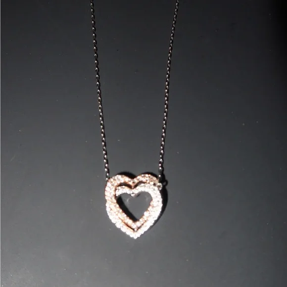 Swarovski infinity heart necklace - Picture 2 of 5